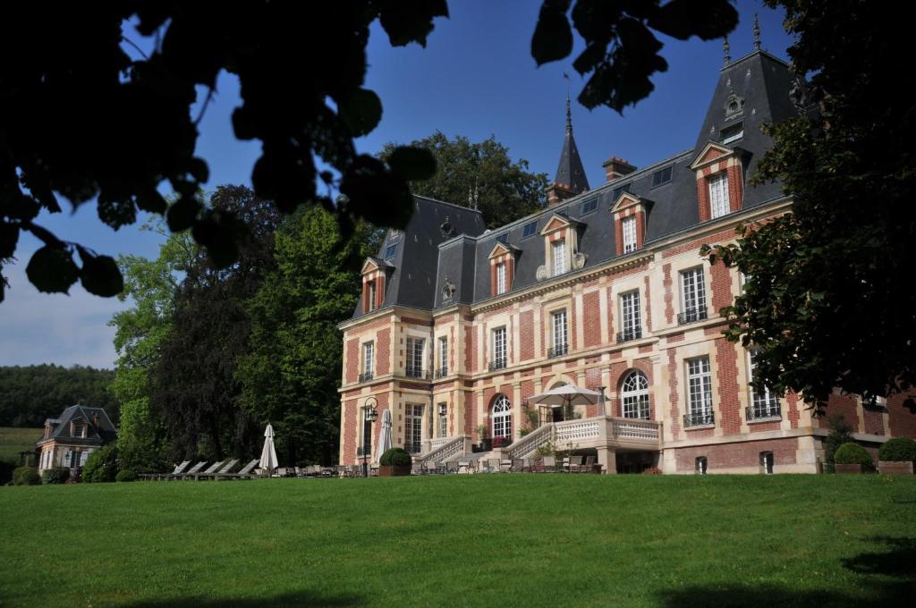 Chateau-Hotel De Belmesnil Saint-Denis-le-Thiboult Екстериор снимка